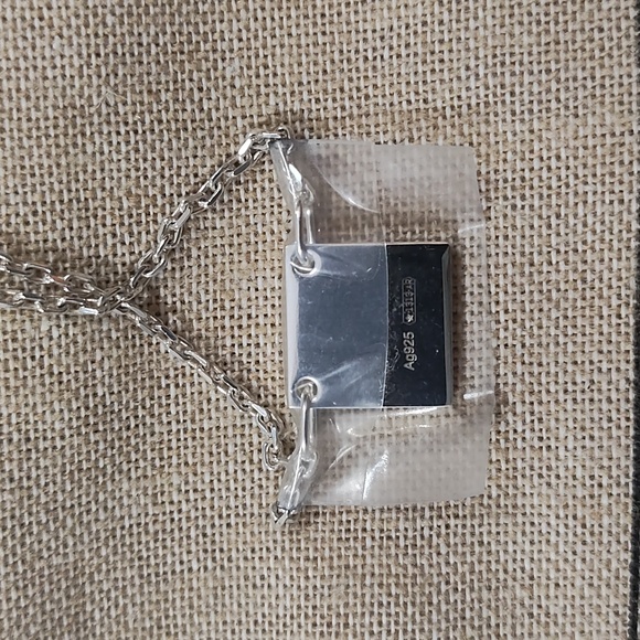 GUCCI Silver Branded Pendant Necklace - Picture 8 of 14